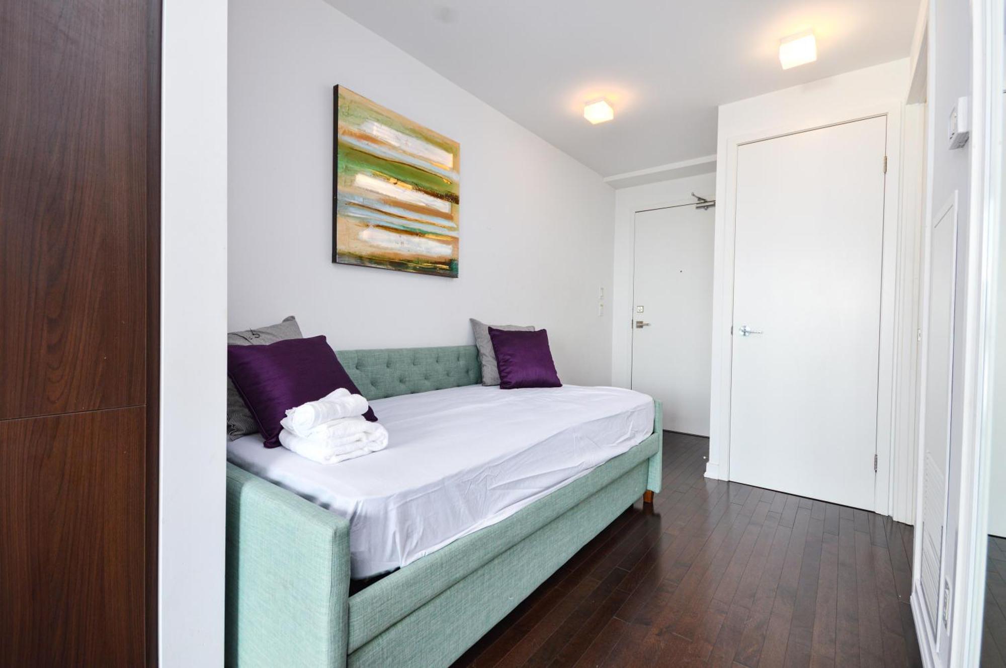 Downtown Toronto Condo Near Cn Tower, Scotiabank Arena, Rogers Centre, Union Station Exterior foto